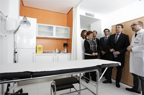 El presidente regional, Ignacio González, inauguró el nuevo Centro de Salud de Alpedrete