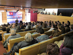 Patxi López participó en una Asamblea Abierta con los socialistas villalbinos