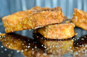 Torrijas y potaje en la Semana Santa más gastronómica de la Sierra