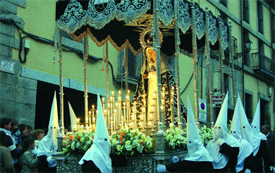 La procesión de La Soledad abre hoy la Semana Santa de San Lorenzo