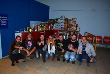 El 'Granitorock' solidario logró recaudar 2 toneladas de alimentos que se destinarán a Cáritas