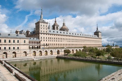 El Monasterio de San Lorenzo es uno de los monumentos más visitados de la región