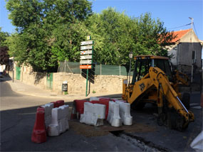 El Ayuntamiento mejora la seguridad en la carretera de La Navata