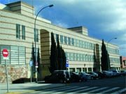 En la imagen, el Centro de Salud Los Madroños  (Foto: ARCHIVO)