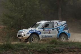 Rubén Gracia sigue al frente del Nacional tras salvar con un 14º puesto el Rally de Guadalajara