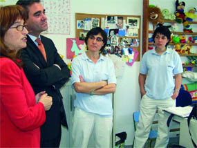 El alcalde de Collado Villalba, José Pablo González, esta semana realizó una visita institucional al Centro de Educación Especial de la Fundación Apascovi.