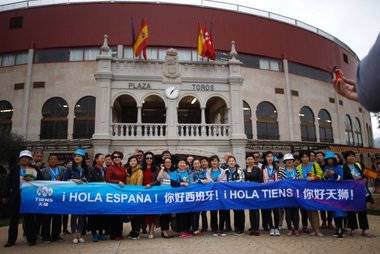 2.500 chinos disfrutaron de un festival de toros y flamenco en Moralzarzal 