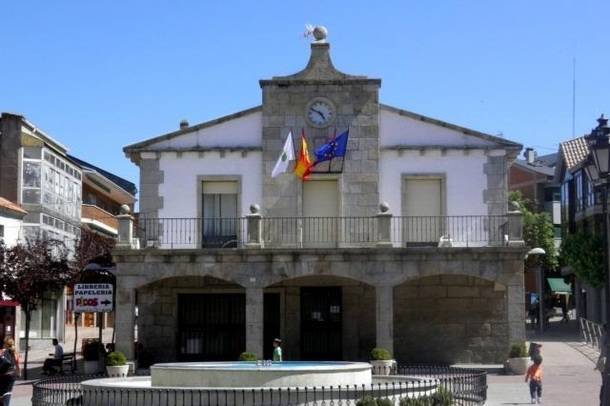  Antonia Quispe, abandona a ‘Sí Se Puede’ para ejercer de concejala de ‘Cambiemos’ en el Ayuntamiento de Galapagar 