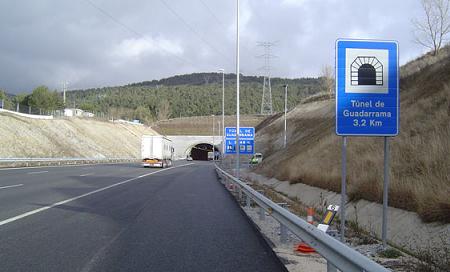 Herido a la entrada del túnel de Guadarrama 