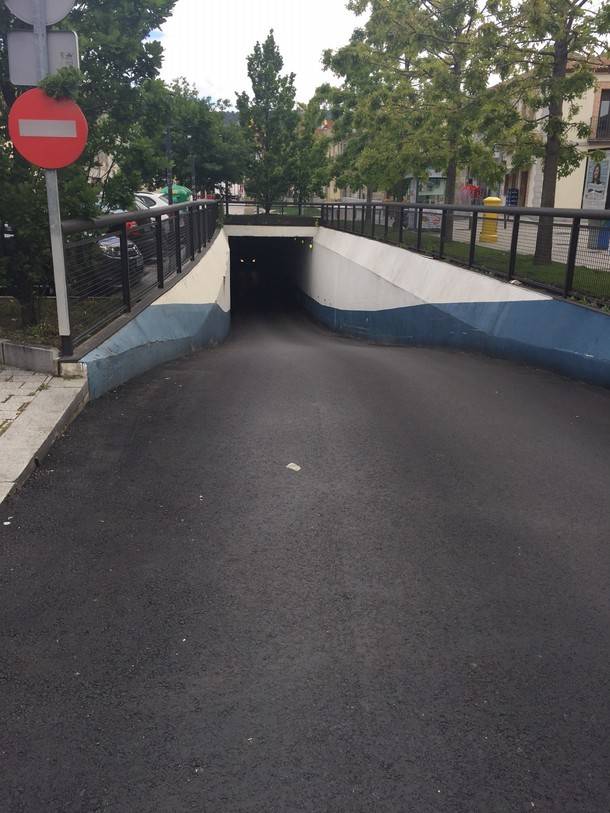 Se asfalta la calle Mayoral y el túnel