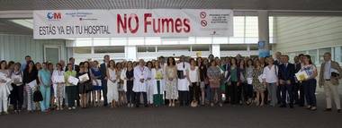 Sanidad distingue a siete hospitales de Madrid por su labor frente al tabaquismo