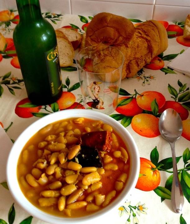 Valdemorillo celebrará la noche de San Juan con fabada y sidra gratis 