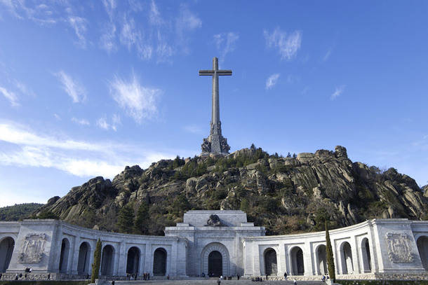 Patrimonio Nacional aprueba la exhumación de dos cuerpos del Valle de los Caídos y encarga dos informes