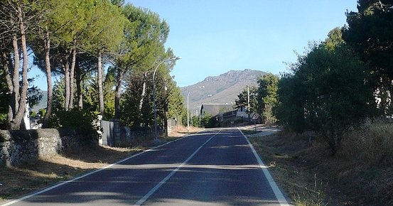 Un motorista grave tras chocar con un turismo en El Escorial