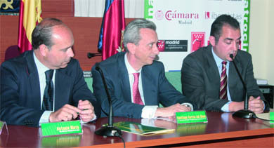 Antonio Nieto, Santiago García del Olmo y Alberto de Prado  (Foto: RICARDO MIGUEL PEÑA)