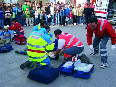 Un momento del simulacro de accidente  (Foto: ARCHIVO)