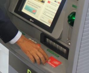 Bankia seguirá ofreciendo el servicio de recarga en cajeros del abono transporte 