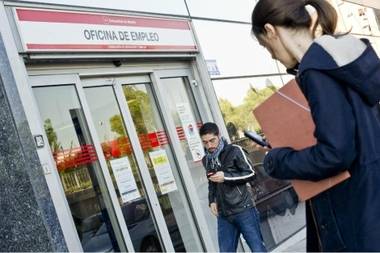 El paro baja en Madrid un 0,87% en noviembre hasta llegar a los 416.659 desempleados 