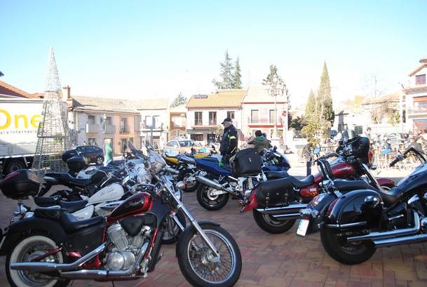 Gran ambiente el vivido en Valdemorillo al paso de la Rodada más Solidaria 