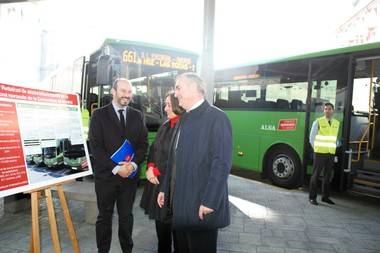 El Consejero de Transportes de la CAM elige San Lorenzo para presentar el refuerzo de autobuses en la zona Noroeste