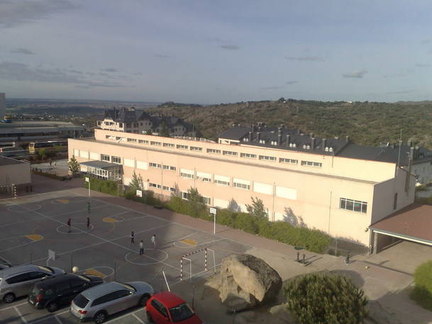 Ciudadanos impulsa la ampliación del Colegio Encinar de Torrelodones