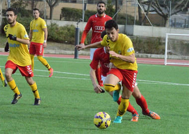 C.U.C. Villalba vence a Alcalá ‘B’ y sale de la zona de descenso