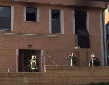 Un incendio calcina una vivienda ‘okupa’ en San Lorenzo de El Escorial