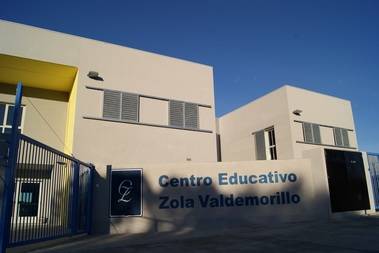 La alcaldesa de Valdemorillo urge a la Comunidad de Madrid a concertar el colegio Zola