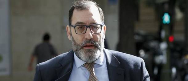 El CGPJ investigará si el juez Velasco solicitó a Ignacio González trabajo para su mujer