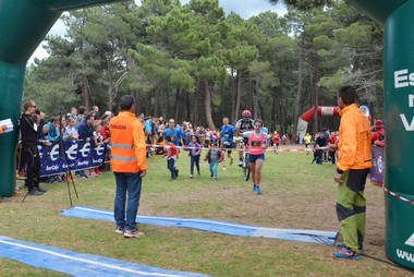 Enrique Meneses y Pilar Arias ganan la IX edición de la Vuelta a la Jarosa de Guadarrama