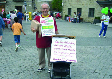 Continúa la campaña contra la subvención a los festejos taurinos en Colmenarejo