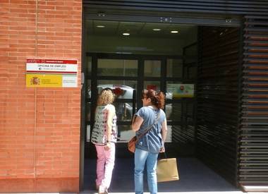 El paro cae en la Comunidad de Madrid el 12,35 por ciento