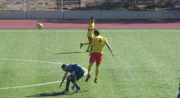 Victoria por la mínima del C.U.C. Villalba ante el Complutense Alcalá (1-0)