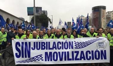 Los policías locales inician movilizaciones para que el gobierno apruebe jubilaciones anticipadas