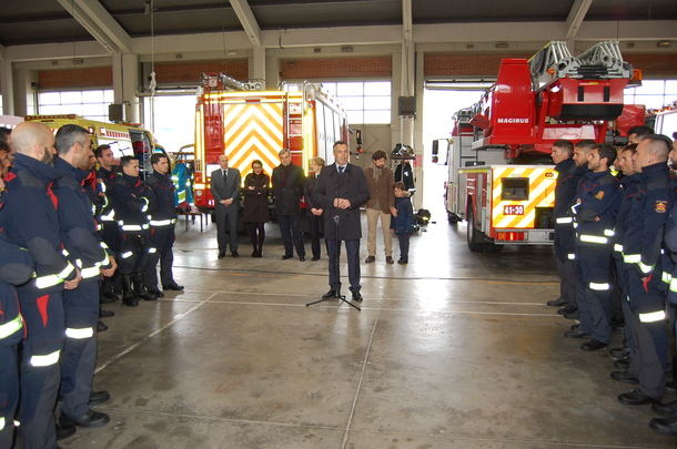 La mayor promoción de aspirantes a bombero de la Comunidad de Madrid comienza su formación específica