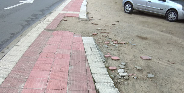 IU denuncia los problemas de accesibilidad peatonal en Collado Villalba