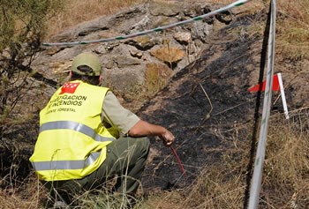 La Brigada de Investigación de Incendios Forestales esclarece nueve de cada diez fuegos en la región