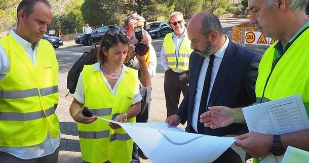 El vicepresidente de la CAM y la alcaldesa de Torrelodones visitaron las obras de Los Robles