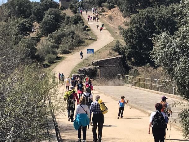 Las rutas guiadas por Navalagamella, todo un éxito