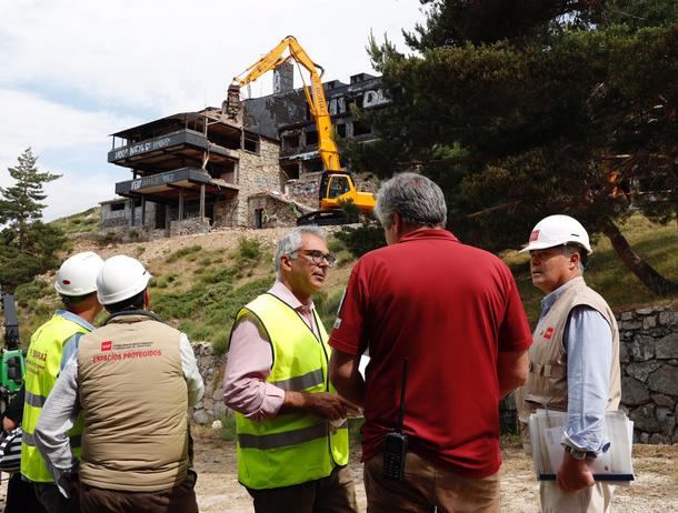 La Comunidad de Madrid inició la demolición del Club Alpino de Guadarrama y la restauración ambiental