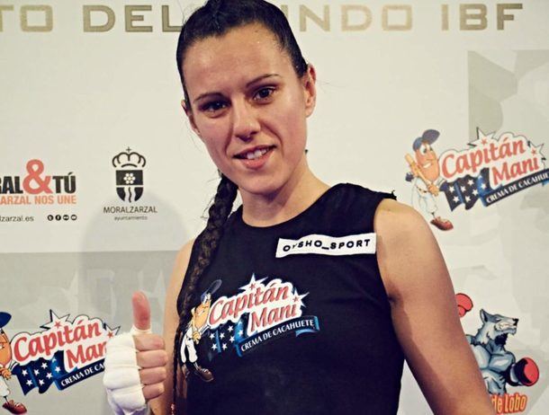 Joana Pastrana, campeona del Mundo de Boxeo IBF, fue la pregonera de las fiestas de Moralzarzal