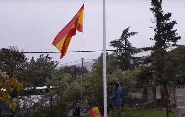 Emotivo homenaje de los vecinos de Hoyo de Manzanares a la Guardia Civil