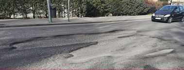 El PSOE de Torrelodones denuncia que los baches de la carretera de Hoyo de Manzanares son cada vez más grandes