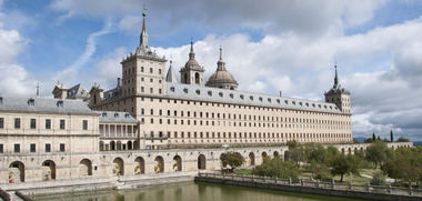 VOX presenta una moción para la posible unificación administrativa de los municipios de El Escorial y San Lorenzo