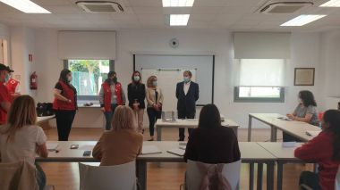 Comienzan las clases de español para la población refugiada procedente de Ucrania en Villanueva de la Cañada