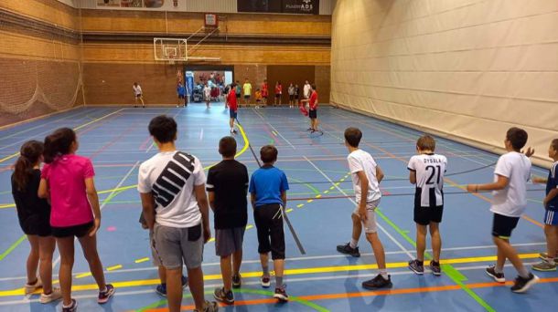 250 niños y niñas inician el campus de deportes 'GK22'