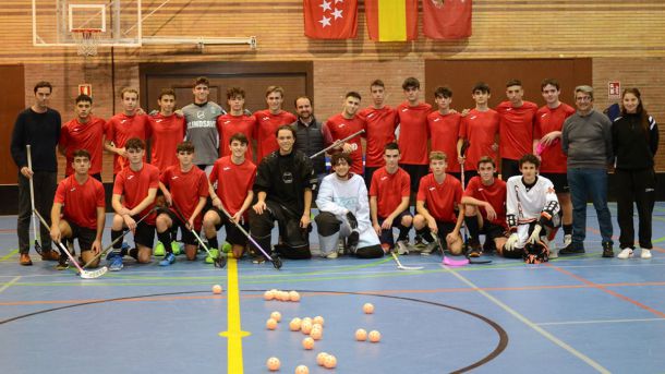 Las selecciones nacionales Masculina Sub 19 y Femenina Absoluta de Floorball entrenaron en Guadarrama