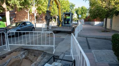 El Canal comienza las obras para renovar la red de abastecimiento de agua en Boadilla