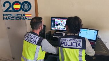 La Policía Nacional detiene a tres personas por posesión y distribución de pornografía infantil en Madrid