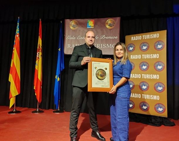 Mesón La Alhambra de Valdemorillo recibe el Premio Nacional de Gastronomía 'Plato de oro'